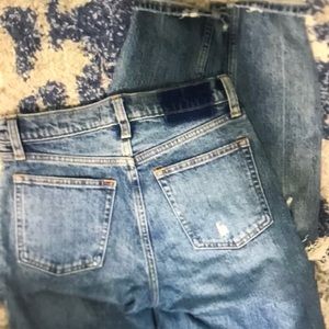 Abercrombie and fitch the skinny high rise distressed blue jean size 25